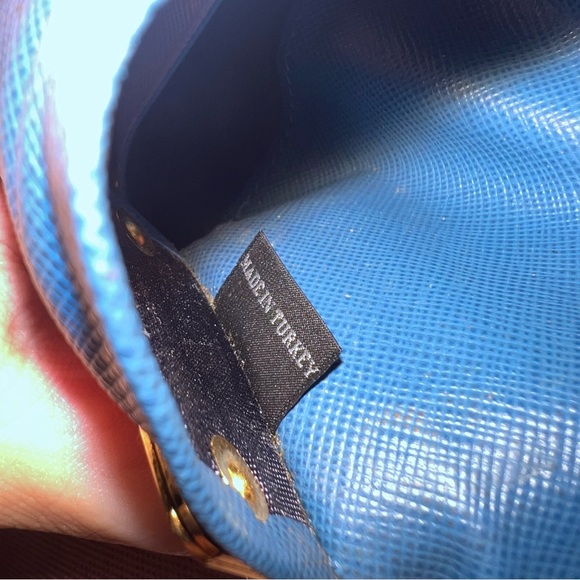 Authentic Prada Saffiano Key Case - Picture 12 of 12